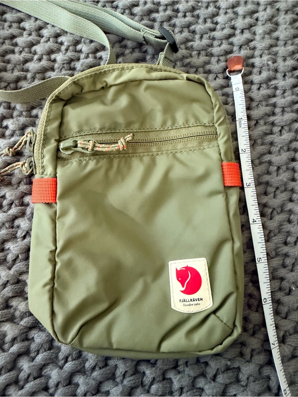 Fjallraven olive green crossbody bag with orange accents - Picture 5 of 6